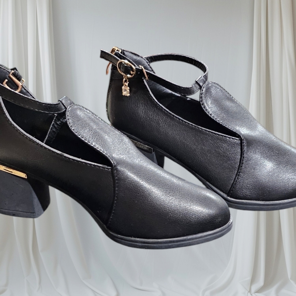 Elegant Black Women's Shoes